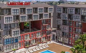 Laristone Suite Spa Hotel